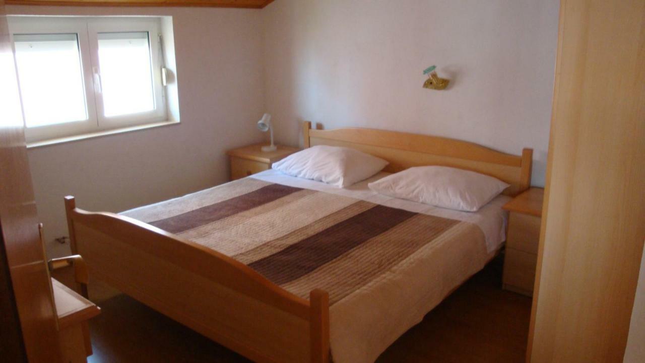 Apartments Dorkin Преко Екстериор снимка