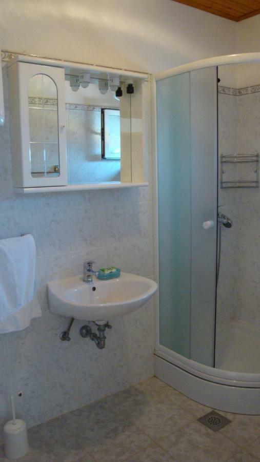 Apartments Dorkin Преко Екстериор снимка