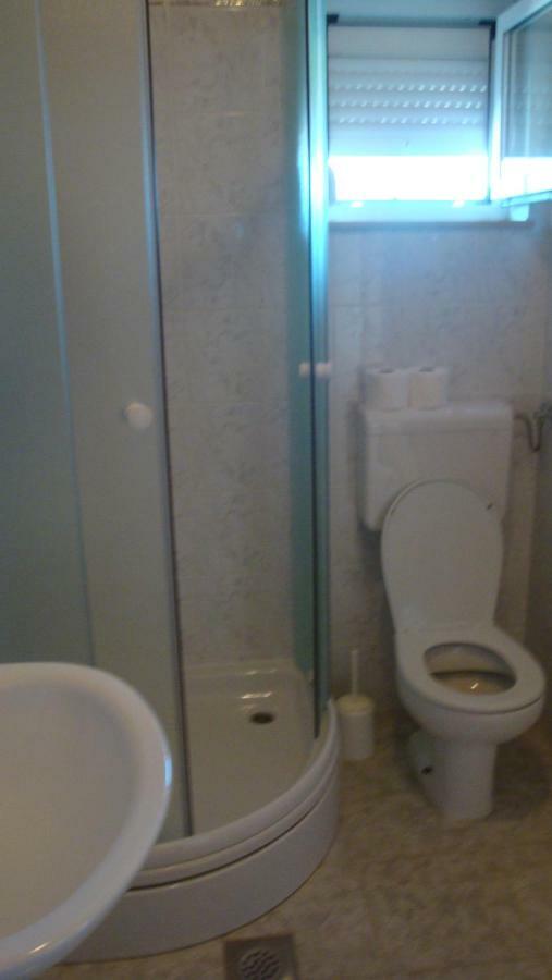 Apartments Dorkin Преко Екстериор снимка